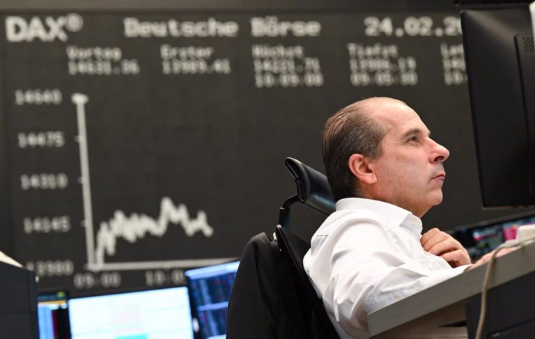 La prima de riesgo sigue al alza y cierra la semana en los 126,3 puntos