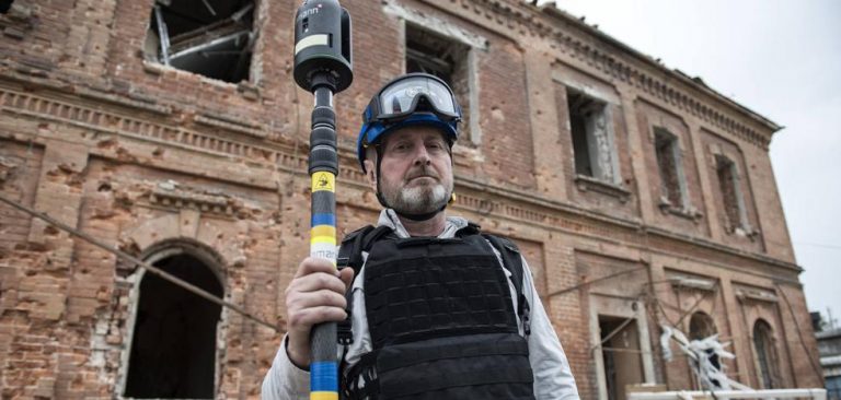 Un láser para reflejar las heridas del patrimonio arquitectónico de Ucrania