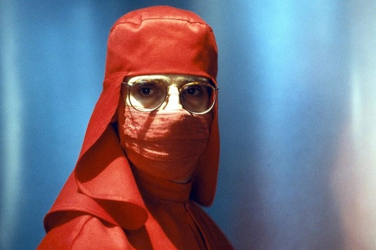 Una mezcla única de romanticismo oscuro y angustia psicológica en una obra maestra de Cronenberg que llega a Prime Video