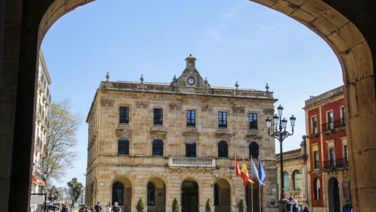 El edil de Gijón no adscrito critica dar prioridad al reglamento de laicidad – El Observatorio del laicismo