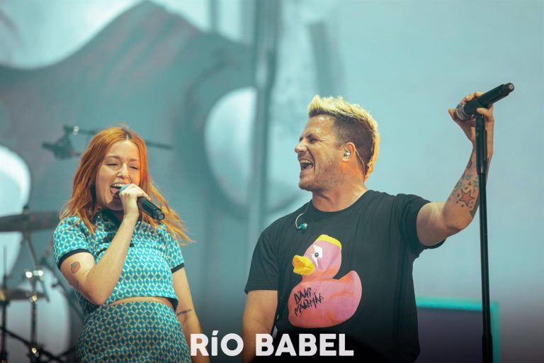 Dani Martín y la nostalgia conquistan la primera jornada del Festival Río Babel en Madrid