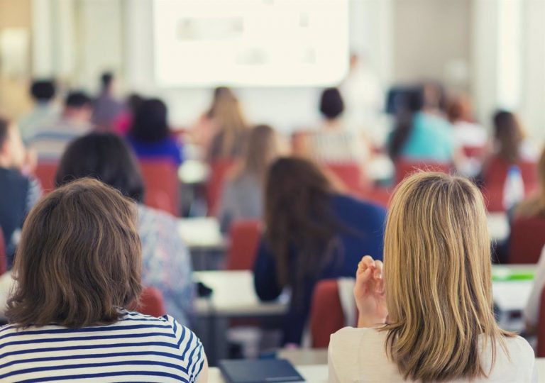 El empleo de los jóvenes en la UE, el más afectado por el impacto económico de la pandemia