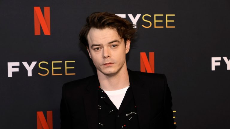 La turbia historia de Charlie Heaton, el actor de ‘Stranger Things’ que fue padre a los 20 años