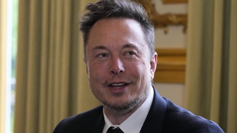 Elon Musk recupera el «título» de persona más rica del mundo y destrona a Bernard Arnault