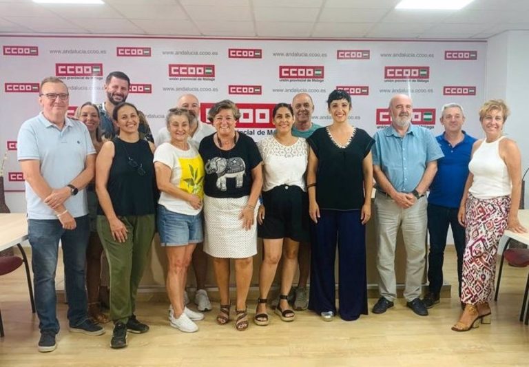 Con Málaga pide a Ayuntamiento que «defienda jornada de 32 horas» y elimine liberalización de horarios en comercio