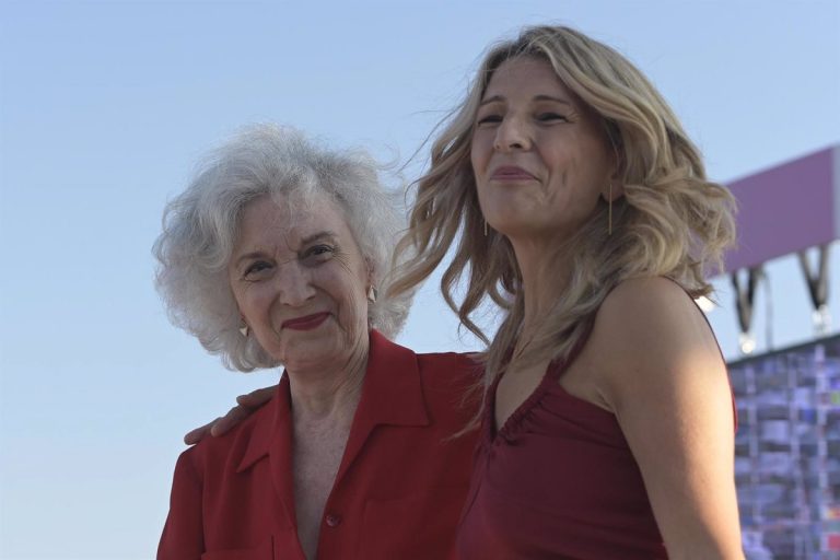 Díaz cerrará la campaña con un gran acto en Madrid y flanqueada por Mónica García, Belarra, Colau e IU